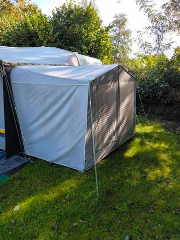Uitbouw Annex Ventura 250 beschikbaar voor biedingen