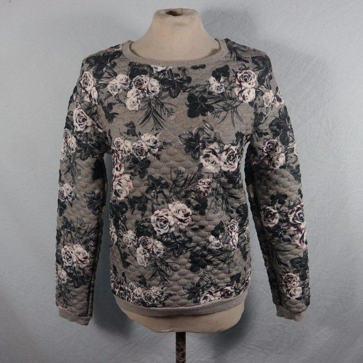Mooie grijze trui met bloemen. Mt S. Merk Bershka, Kleding | Dames, Truien en Vesten, Zo goed als nieuw, Maat 36 (S), Grijs, Ophalen of Verzenden
