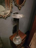 Kandelaar 45 cm hoog en voet is 16 cm doorsnee., Huis en Inrichting, Woonaccessoires | Kandelaars en Kaarsen, Ophalen of Verzenden