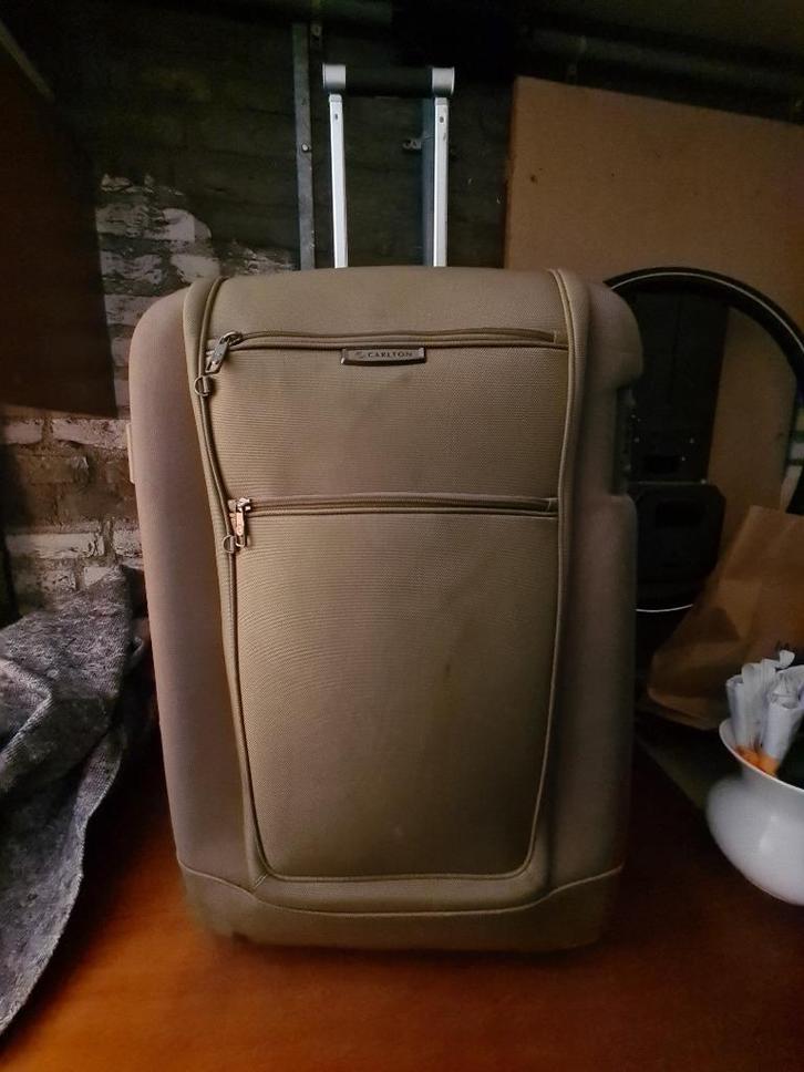 koffer Carlton – als nieuw – met verborgen vakken, Caravans en Kamperen, Kampeeraccessoires, Zo goed als nieuw, Ophalen