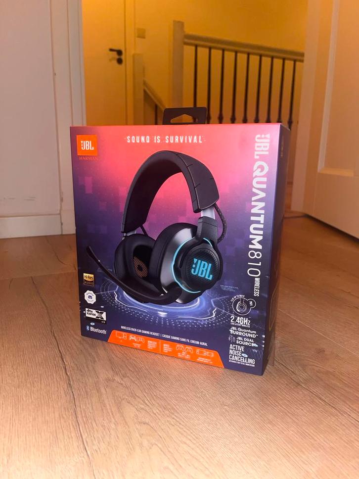 JBL Quantum 810 Wireless Gaming Headset - Nieuwstaat!, Audio, Tv en Foto, Koptelefoons, Zo goed als nieuw, Over oor (circumaural)