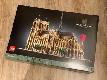 LEGO Architecture 21061 Notre-Dame van Parijs (NIEUW IN DOOS beschikbaar voor biedingen