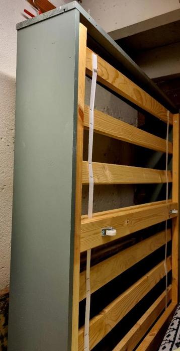 NU: onderbedden hout en staal