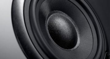 TESLA Model S Speaker Reparatie beschikbaar voor biedingen