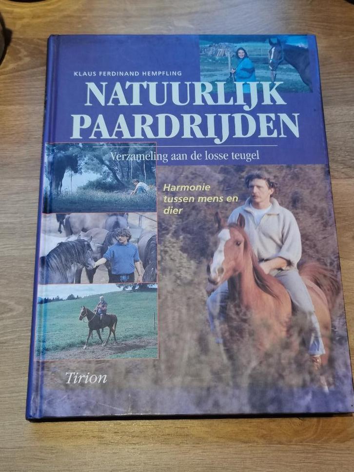 Natuurlijk paardrijden - Klaus Hempfling, Boeken, Dieren en Huisdieren, Gelezen, Paarden of Pony's, Ophalen of Verzenden