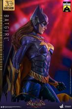 Hot Toys VGM65 Batman Arkham Knight Batgirl Purple and Gold, West Campus 1 76863 Herxheim (DE), Actiefiguur of Pop, Heo GmbH, Nieuw