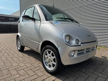Grecav eke brommobiel 45 km auto beschikbaar voor biedingen