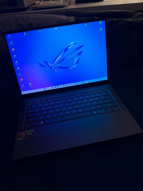 GLOEDNIEUWE ASUS ROG ZEPHYRUS G14 - MOET SNEL WEG!!, Computers en Software, Windows Laptops, Zo goed als nieuw, 14 inch, SSD, 2 tot 3 Ghz
