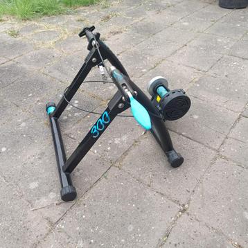 Fietstrainer BTwin In'ride 300 beschikbaar voor biedingen