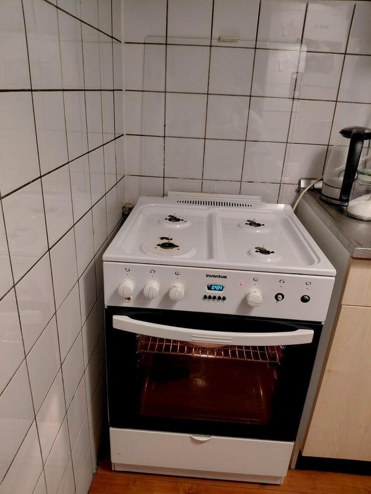 Inventum gasfornuis en oven, Witgoed en Apparatuur, Fornuizen, Gebruikt, Vrijstaand, Gas, 4 kookzones, 85 tot 90 cm, Ophalen