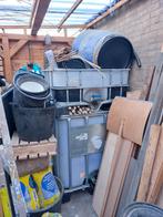 1½ IBC tank, blauwe tonnen, lava-split. Tbv aquaponics, Karper of Koi