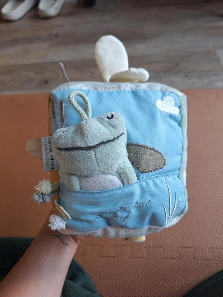 Little Dutch Activiteitenkubus, Kinderen en Baby's, Speelgoed | Babyspeelgoed, Zo goed als nieuw, Rammelaar, Ophalen of Verzenden
