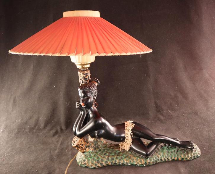 Art Deco lamp met Afrikaanse dame, Antiek en Kunst, Antiek | Lampen, Ophalen of Verzenden