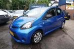 Toyota Aygo 1.0 VVT-i Access, Auto's, Voorwielaandrijving, Euro 5, Stof, Gebruikt