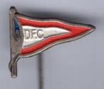 D.F.C. DFC zilverkleurig voetbal club speldje ( Z_012 ), Verzenden, Nieuw, Sport, Speldje of Pin