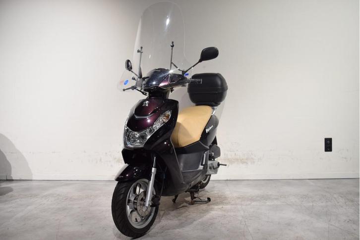 Peugeot Kisbee VERKOCHT!, Fietsen en Brommers, Scooters | Peugeot, Zo goed als nieuw, Overige modellen, Benzine, Ophalen of Verzenden
