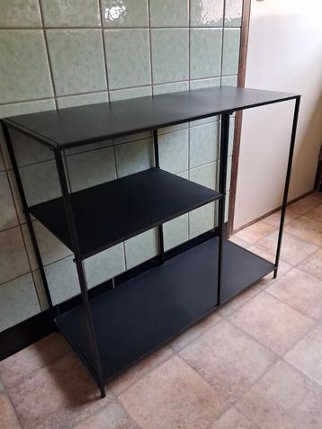 Zwart Metalen Wandrek - 78x68x30cm beschikbaar voor biedingen
