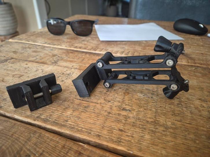 Deeper voerboot montage arm, Watersport en Boten, Hengelsport | Karpervissen, Zo goed als nieuw, Overige typen, Ophalen of Verzenden