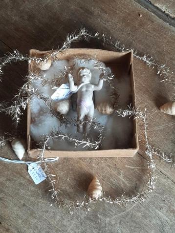 Oude tinselketting 130 cm met watten en engeltje  beschikbaar voor biedingen