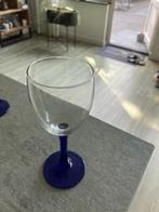 5 wijnglazen glaasjes blauwe voet vintage uit jaren '60, Ophalen