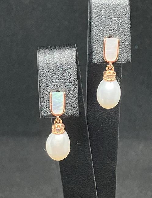 Zilveren oorbellen met echte parels, Sieraden, Tassen en Uiterlijk, Oorbellen, Nieuw, Knopjes of Stekers, Zilver, Rood, Met edelsteen