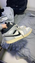 Jordans grijs (45), Kleding | Heren, Schoenen, Overige kleuren, Air Jordan, Ophalen of Verzenden, Sneakers of Gympen