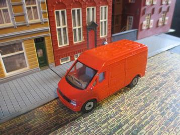 1:64 Mercedes Benz Sprinter merkloos oranje beschikbaar voor biedingen