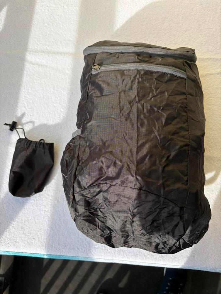 Nieuwe, zwarte opvouwbare rugzak, Sieraden, Tassen en Uiterlijk, Tassen | Rugtassen, Nieuw, Overige merken, Waterdicht, Ophalen of Verzenden