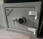 Zeer degelijke rdw+ kluis brandkast met certificaat!, Huis en Inrichting, Brandblussers en Brandkasten, Ophalen, Brandkast