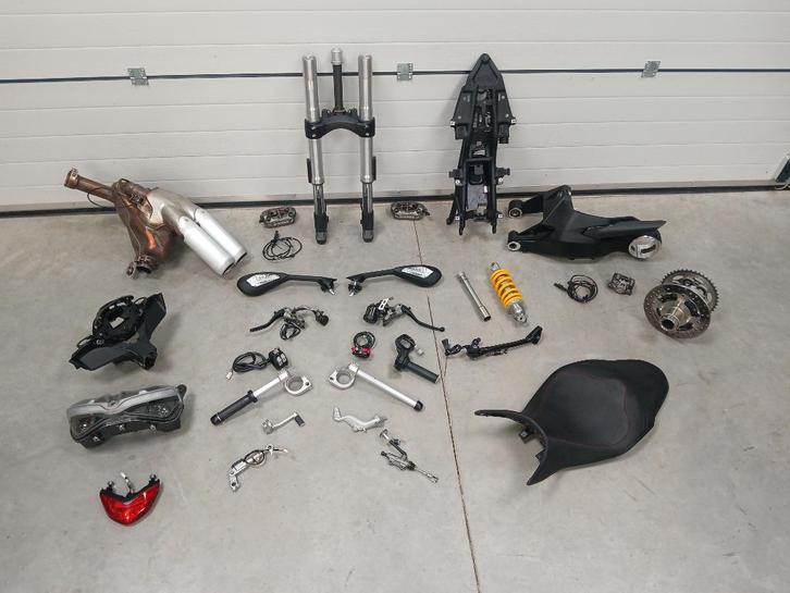 ONDERDELEN DUCATI SUPERSPORT 950 BJ 2021-2025, Motoren, Onderdelen | Ducati, Gebruikt, Ophalen of Verzenden