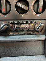 W123 becker europa 663 cassette radio, Auto diversen, Autoradio's, Ophalen of Verzenden, Zo goed als nieuw