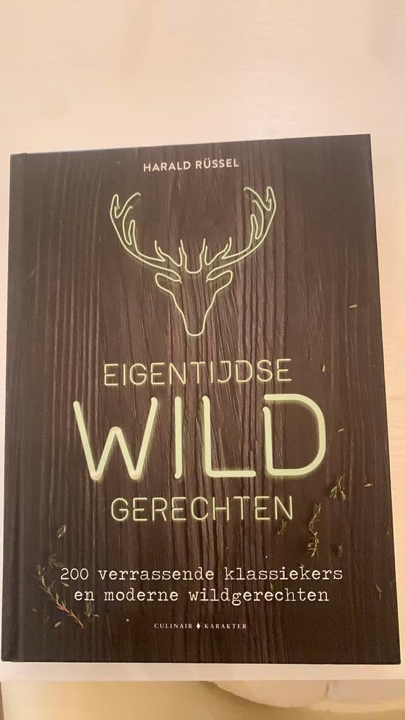 Harald Rüssel - Eigentijdse wildgerechten, Boeken, Kookboeken, Zo goed als nieuw, Ophalen of Verzenden