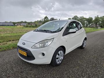 Ford Ka 1.2 69pk 2011 Wit nieuwe apk nieuwe banden beschikbaar voor biedingen