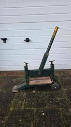 Steenknipper, Ophalen, Gebruikt