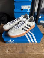 Adidas Handball Spezial Alluminium EU 38, Kleding | Dames, Schoenen, Overige kleuren, Nieuw, Ophalen of Verzenden, Sneakers of Gympen
