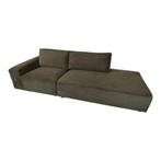 Hoekbank in Olijfgroen – Showroommodel, Huis en Inrichting, 250 tot 300 cm, 75 tot 100 cm, Ophalen of Verzenden, Rechte bank