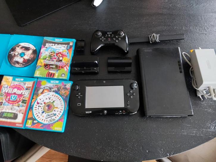 Nintendo Wii U compleet met spellen, Spelcomputers en Games, Spelcomputers | Nintendo Wii U, Zo goed als nieuw, Met 1 controller