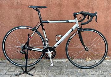 Wilier Escape Competition als nieuw (54) beschikbaar voor biedingen