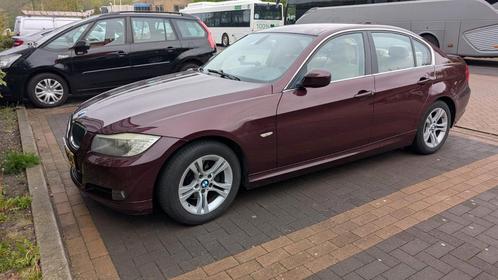 BMW 3-Serie 2.0 I 318 105KW AUT 2008 Rood, Auto's, BMW, Particulier, 3-Serie, Climate control, Cruise Control, Radio, USB, Benzine