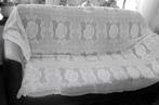 PRACHTIG ROOMWIT GEHAAKT VAN GLANSKATOEN KLEED ROZEN ?, Antiek en Kunst, Ophalen of Verzenden