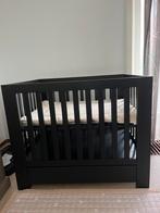 Kidsmill box Alaska zwart mat zgan, Kinderen en Baby's, Boxen, Ophalen, Zo goed als nieuw, Boxkleed