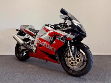 SUZUKI GSX-R 750 K1 | 2001 | NIEUWSTAAT | VOLLEDIG ORIGINEEL beschikbaar voor biedingen
