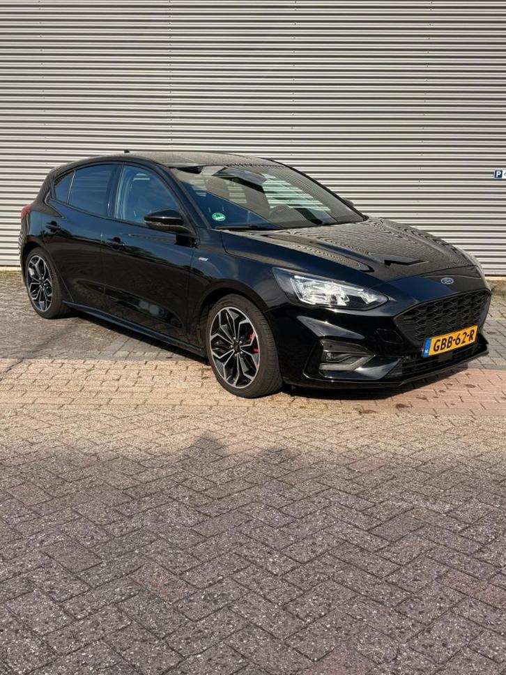 Ford Focus 1.0 Ecoboost 125pk 2020 Zwart Automaat ST Line, Auto's, Ford, Particulier, Focus, ABS, Achteruitrijcamera, Adaptive Cruise Control