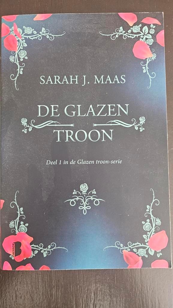 Sarah J. Maas - De glazen troon, Boeken, Fantasy, Zo goed als nieuw, Ophalen of Verzenden