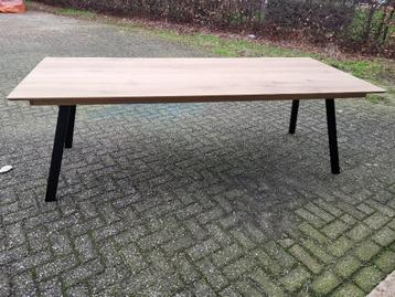 nieuw massief eiken design eettafel maat 240x101 beschikbaar voor biedingen