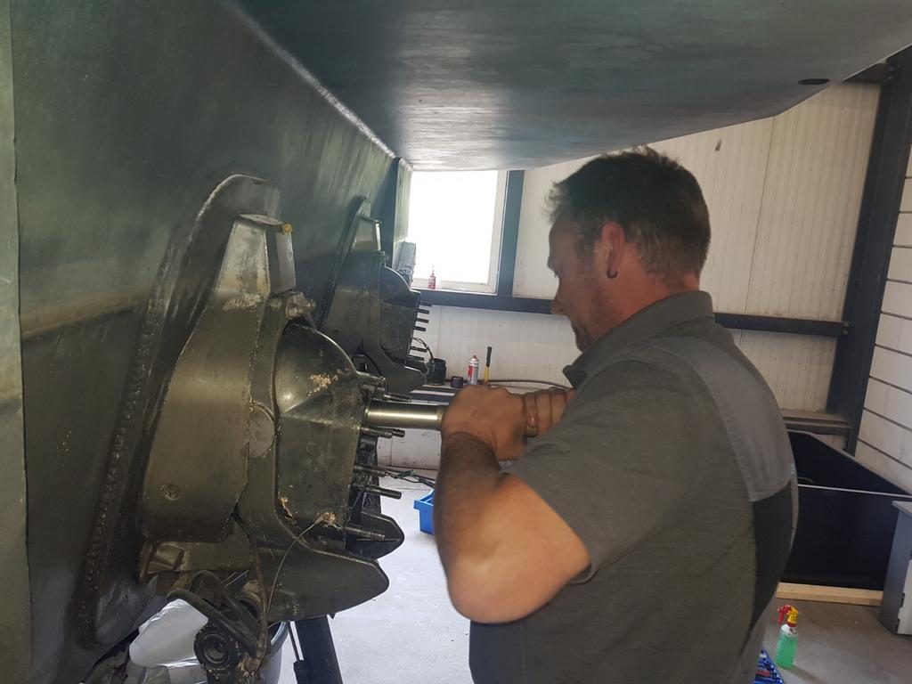 Onderhoud Mercruiser OMC Volvo Penta Yanmar staartstukken, Diensten en Vakmensen, Reparatie en Onderhoud | Watersport en Boten