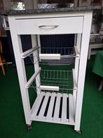 Keukentrolly op wieltjes. Wit met zwart granieten blad., Ophalen