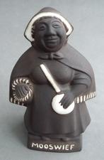 Om1955-1960 Beeld "Mooswief" Ravelli in opdracht Charles Vos, Antiek en Kunst, Antiek | Keramiek en Aardewerk, Ophalen of Verzenden