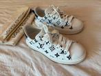 Originele Louis Vuitton sneakers maat 36 €285,-, Ophalen, Wit, Louis Vuitton, Sneakers of Gympen