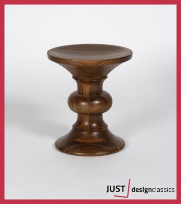 Vitra Stool Model B Massief Notenhout Nieuw beschikbaar voor biedingen